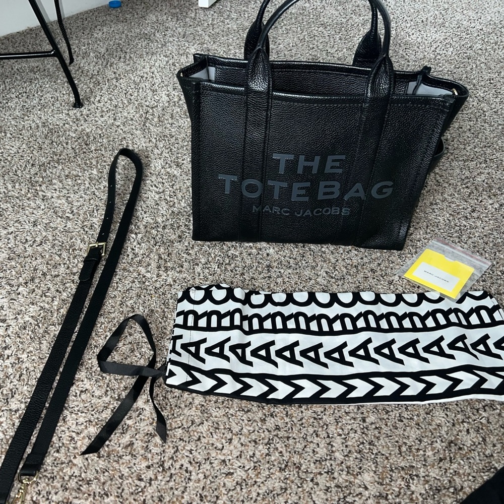 Marc jacobs medium  tote bag